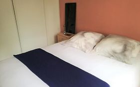 Joli Appartement Dans Villa Entre Nice Et L'Arriere Pays